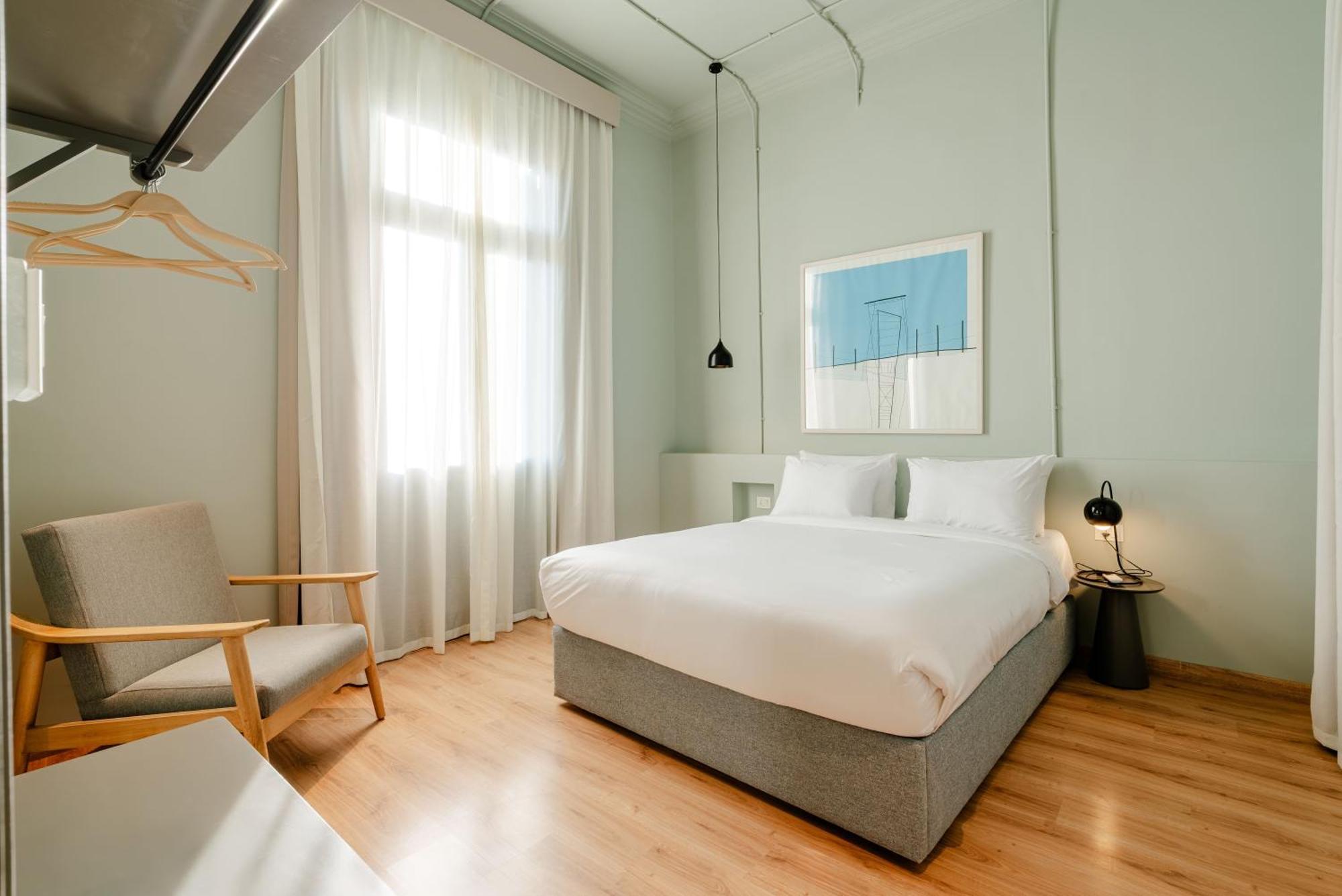 Grey L Studio Apartments Downtown Alexandria Menasce House Buitenkant foto