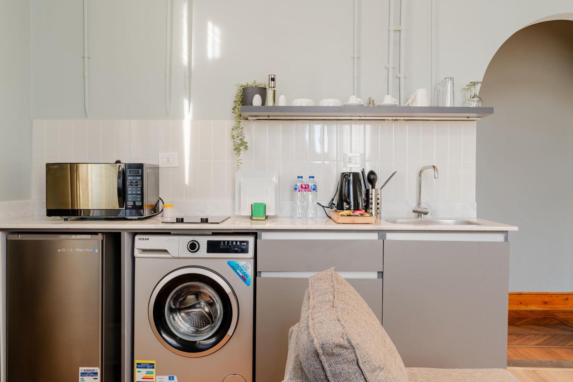 Grey L Studio Apartments Downtown Alexandria Menasce House Buitenkant foto