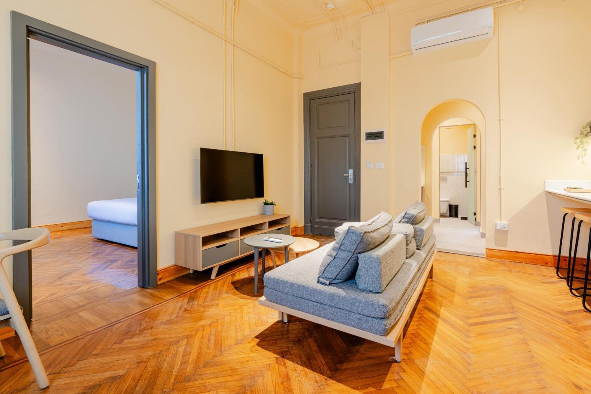 Grey L Studio Apartments Downtown Alexandria Menasce House Buitenkant foto