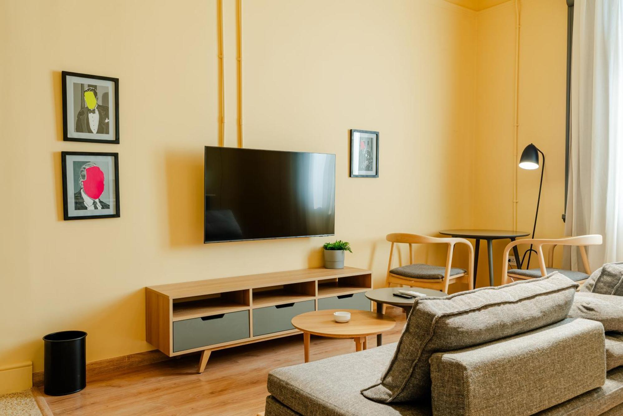 Grey L Studio Apartments Downtown Alexandria Menasce House Buitenkant foto